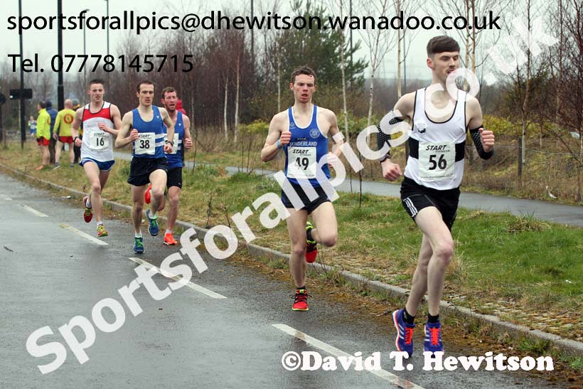 Mens relay, Elswick Harriers Relays, Newburn, Newcastle. Photo: David T. Hewitson/Sports for All Pics